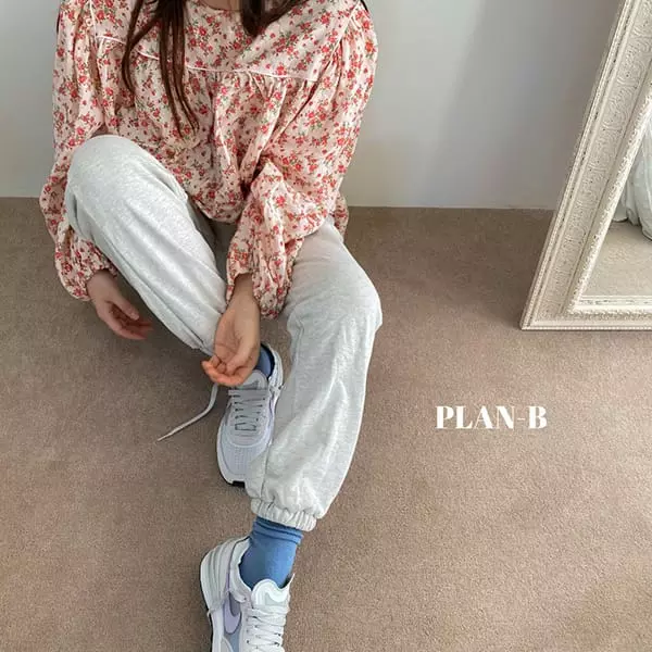 Plan B - Korean Women Fashion - #momslook - Mom Heart Jogger Pants - 4
