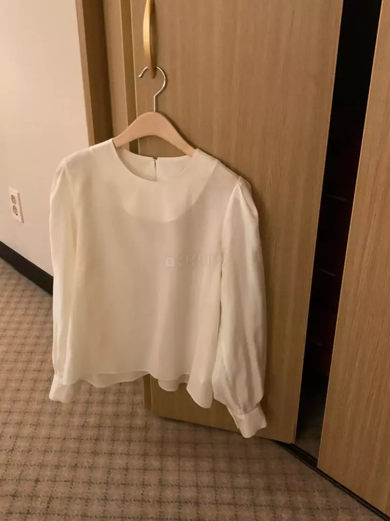 Renouveau - Korean Women Fashion - #momslook - Silky Blouse - 2