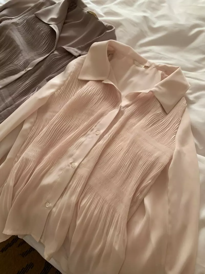 Renouveau - Korean Women Fashion - #vintageinspired - Shuffle Blouse - 2