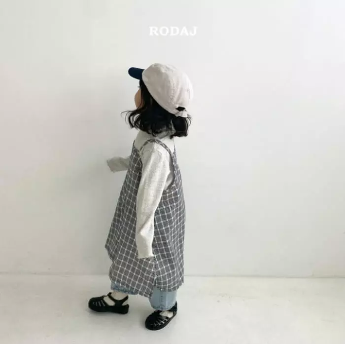 Roda J - Korean Children Fashion - #kidzfashiontrend - Mood One-piece Black Check  - 2