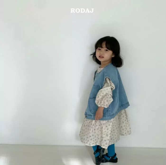 Roda J - Korean Children Fashion - #littlefashionista - Needs Denim Vest - 8