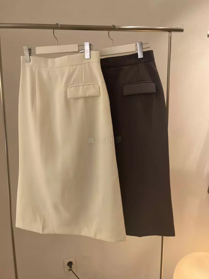 Roomk - Korean Women Fashion - #momslook - Side Open Skirt - 2