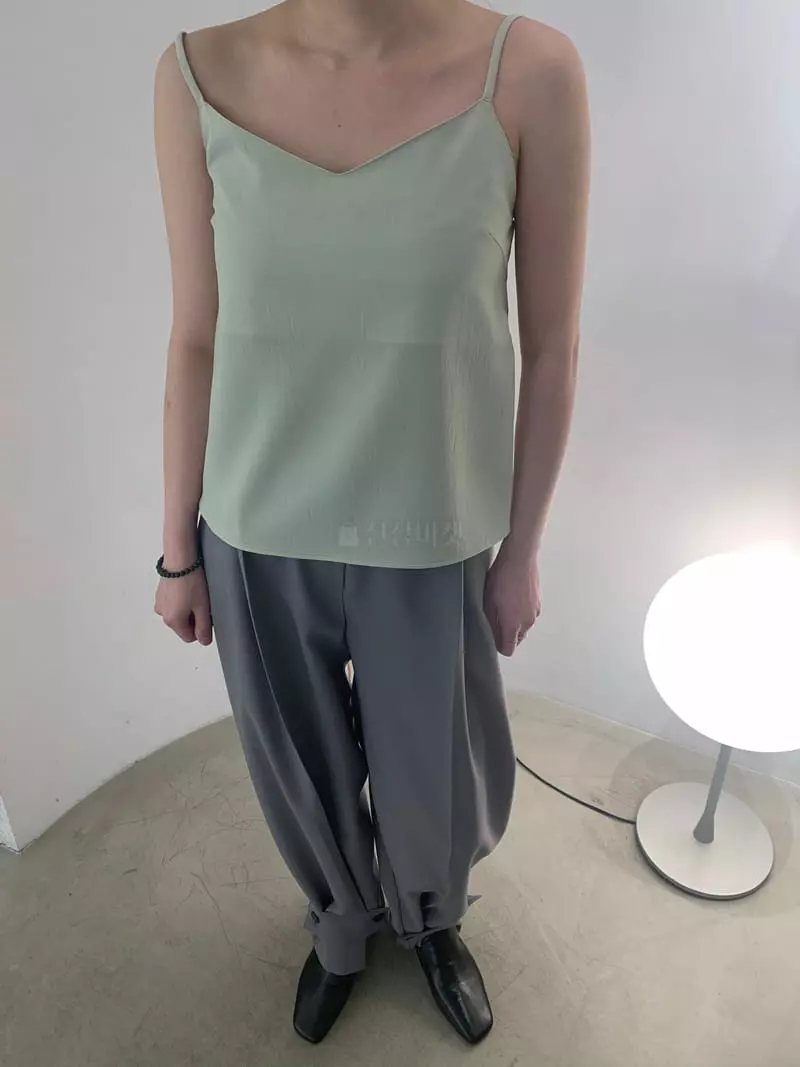 Roomk - Korean Women Fashion - #vintageinspired - Slip Sleeveless Tee - 4