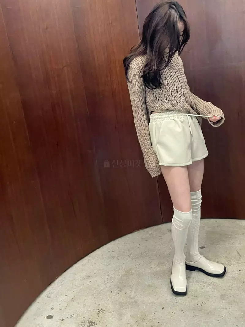 Rooof - Korean Women Fashion - #momslook - Leather Pants