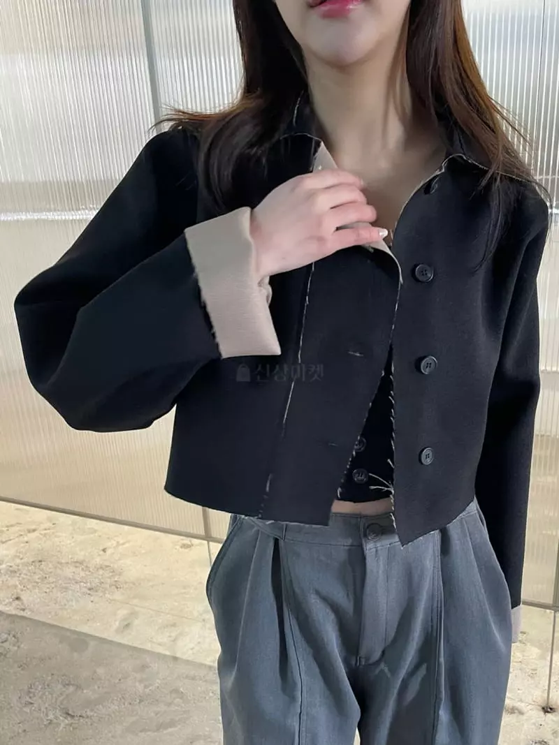 Rooof - Korean Women Fashion - #momslook - Cutting Crop Jacket - 2