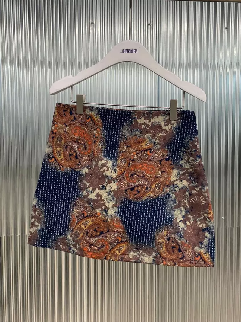 Rooof - Korean Women Fashion - #romanticstyle - Punching Mini Skirt - 4
