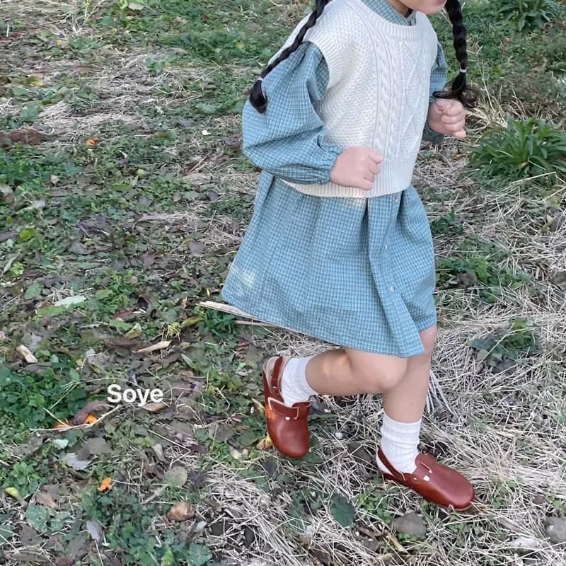 Soye - Korean Children Fashion - #designkidswear - Twist Vest - 2