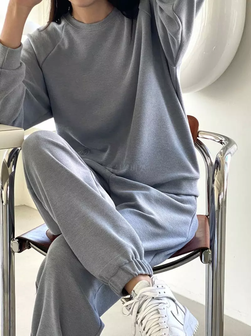 Vineyard - Korean Women Fashion - #momslook - Frank Sweatshirt - 2