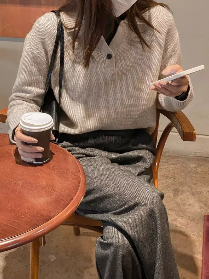 Vineyard - Korean Women Fashion - #thatsdarling - Cashmere Waffle Knit Tee - 2