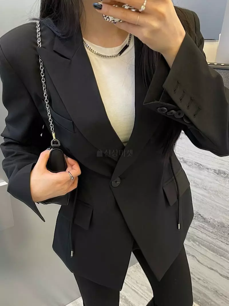 Want - Korean Women Fashion - #momslook - Mckin Corset Jacket