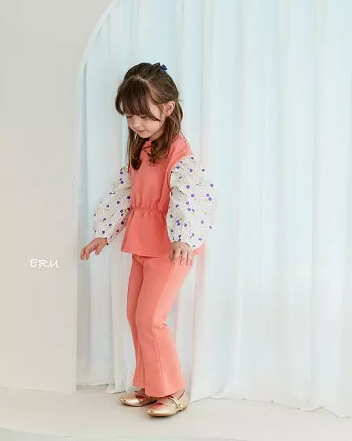 e.ru - Korean Children Fashion - #littlefashionista - Cherry Top Bottom Set - 9