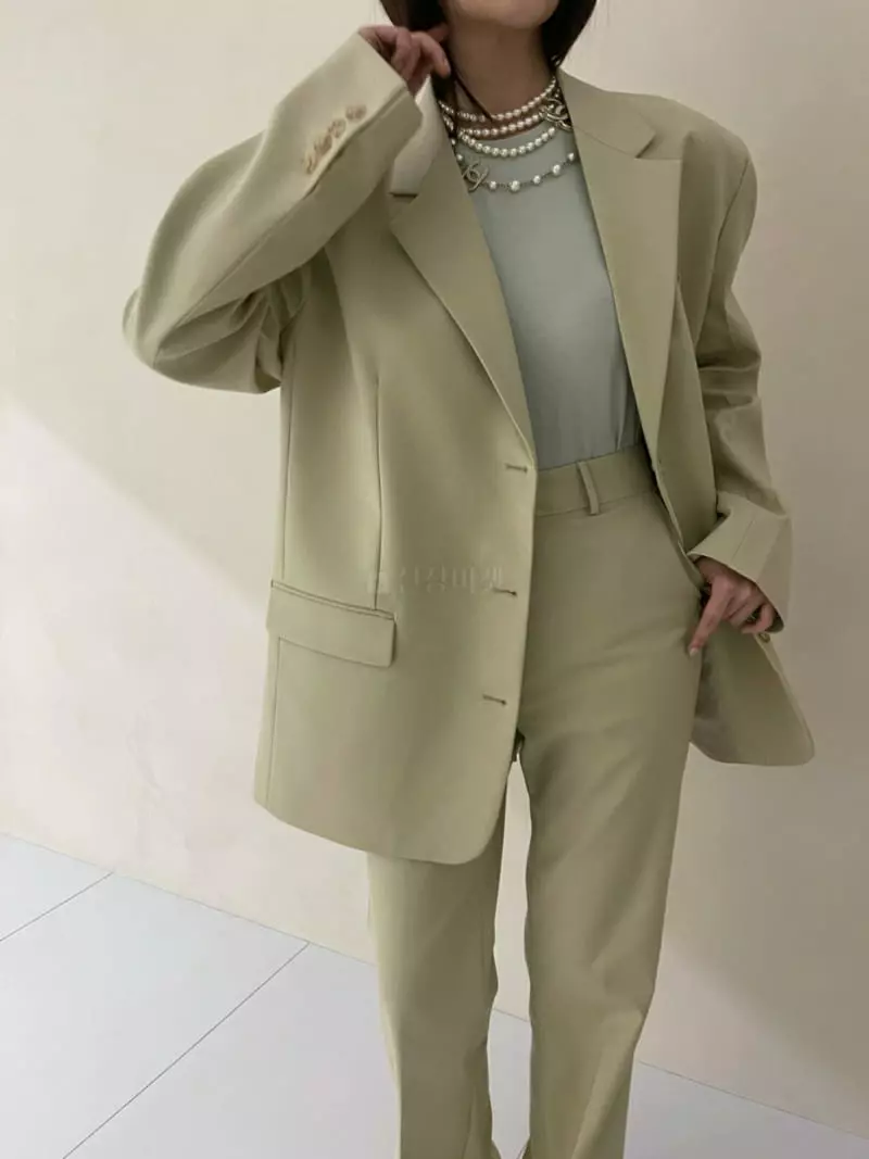 140 Avenue - Korean Women Fashion - #womensfashion - Straight Jacket