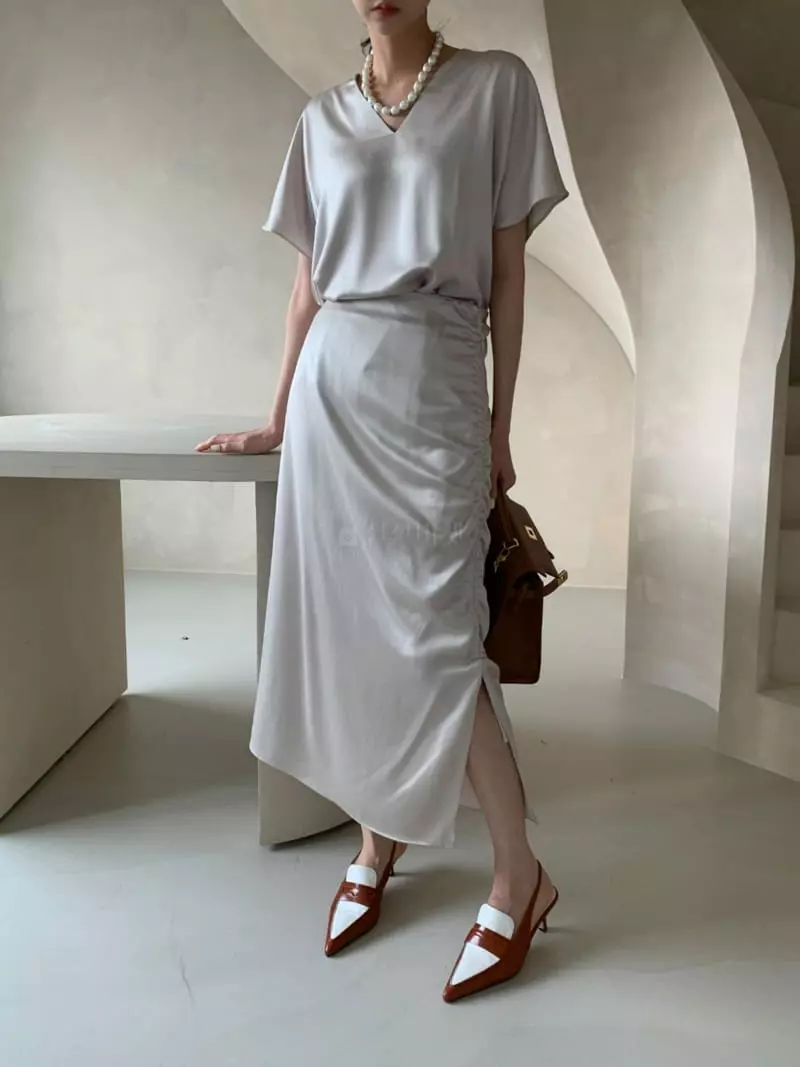 3Rooms - Korean Women Fashion - #womensfashion - Sharing Silky Skirt - 4