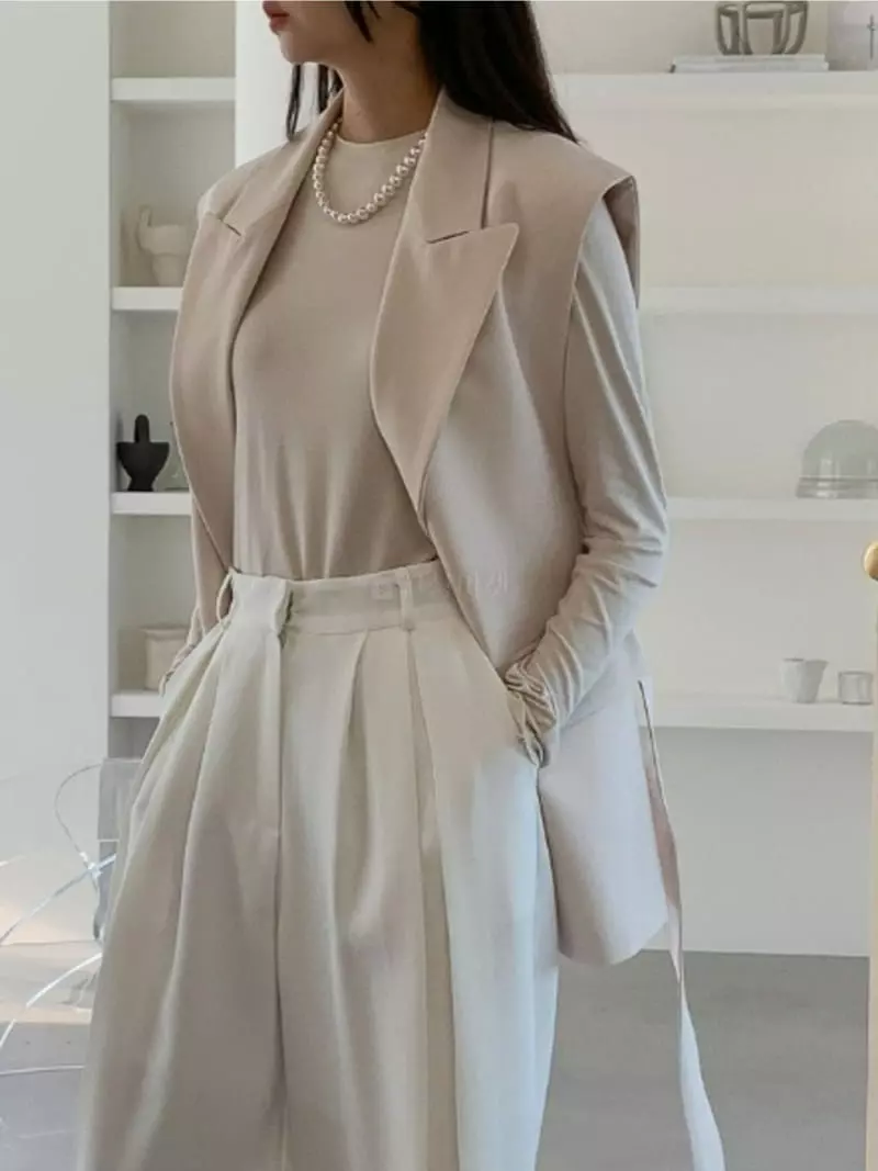 3Rooms - Korean Women Fashion - #restrostyle - Roa Vest Jacket - 2