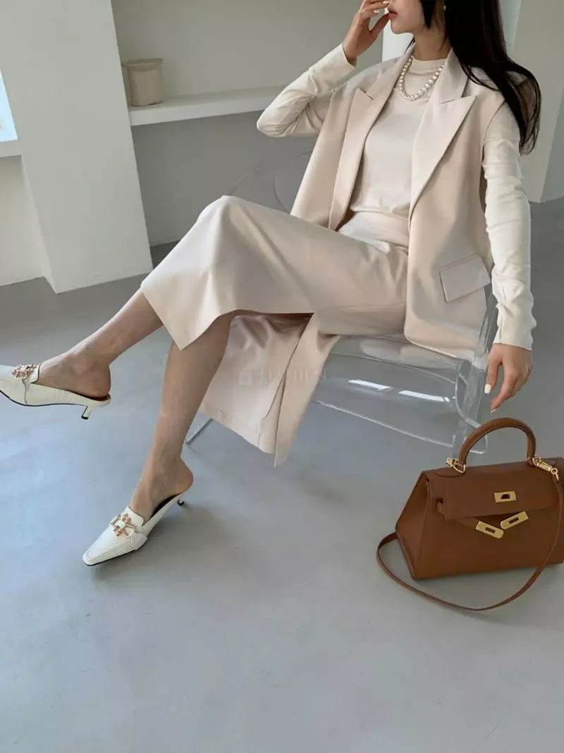 3Rooms - Korean Women Fashion - #restrostyle - Roa Skirt