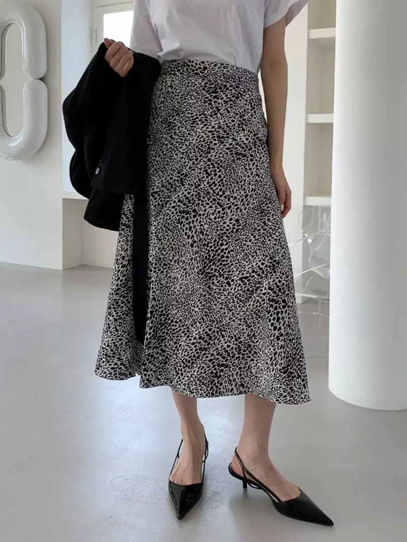 3Rooms - Korean Women Fashion - #thatsdarling - Leopard Skirt - 2