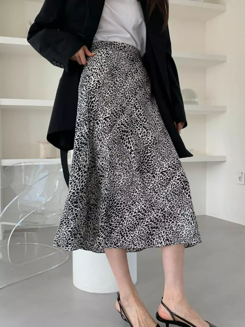 3Rooms - Korean Women Fashion - #thelittlethings - Leopard Skirt - 3