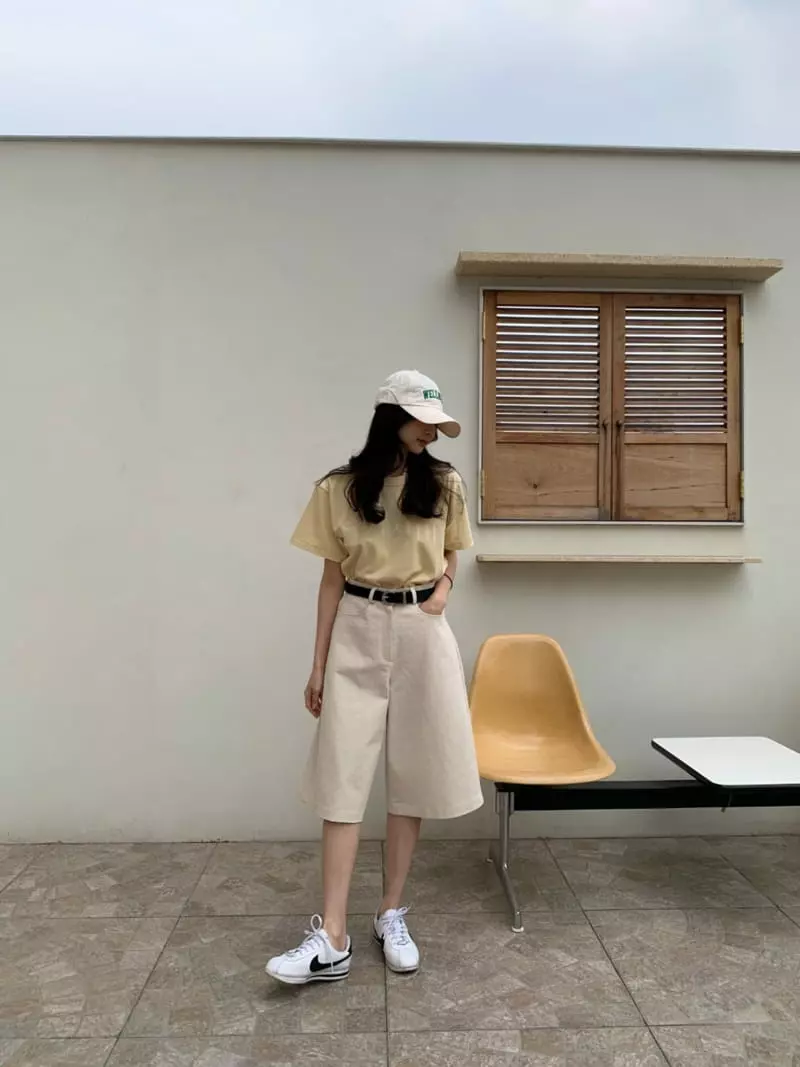 3Rooms - Korean Women Fashion - #vintageinspired - Cotton Bermuda Pants - 2