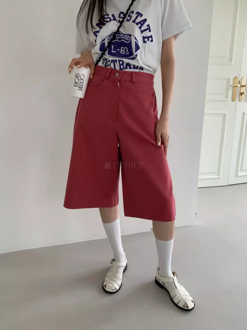 3Rooms - Korean Women Fashion - #vintagekidsstyle - Cotton Bermuda Pants - 3