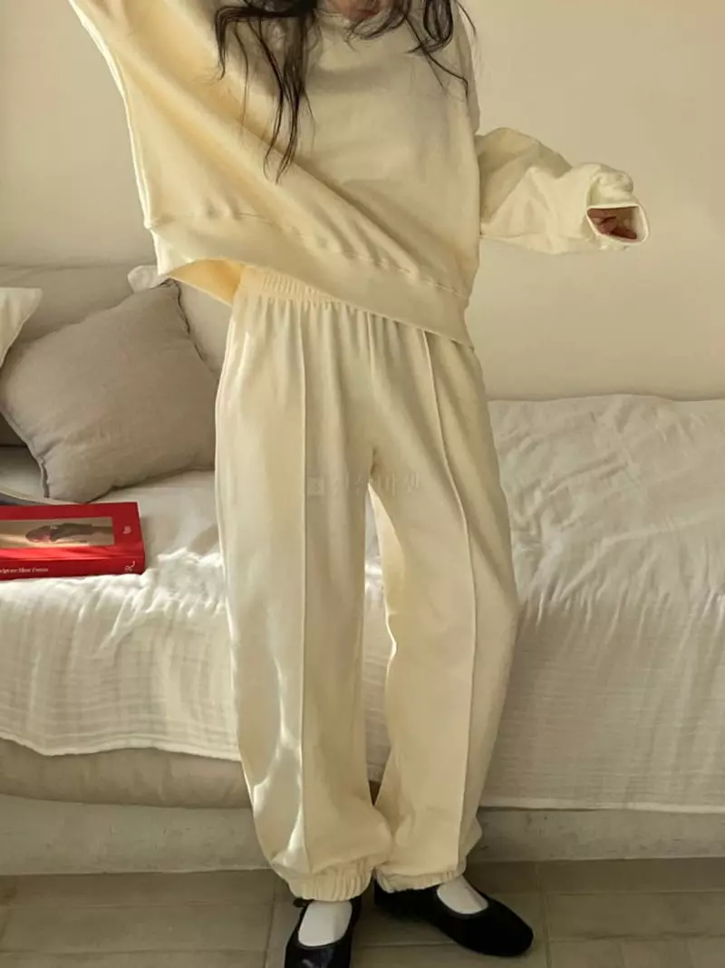 A Point - Korean Women Fashion - #momslook - Point Pants - 3