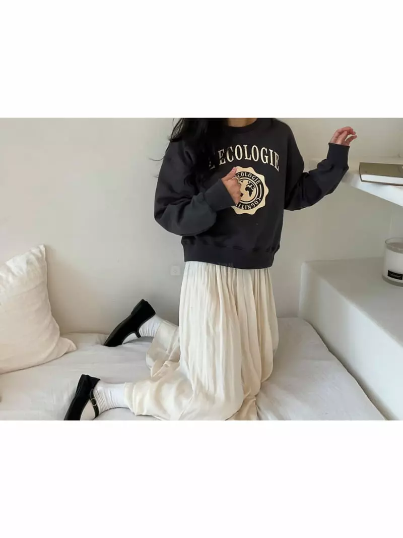 A Point - Korean Women Fashion - #restrostyle - Earth Sweatshirt - 2