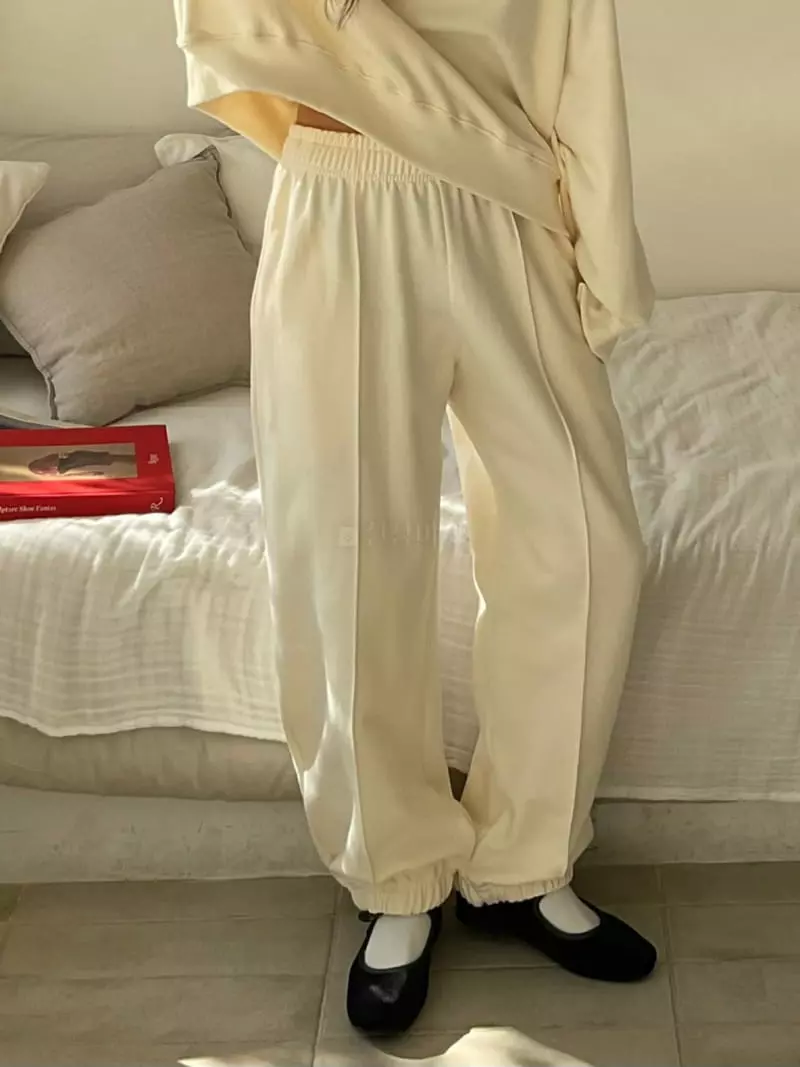 A Point - Korean Women Fashion - #womensfashion - Point Pants - 2