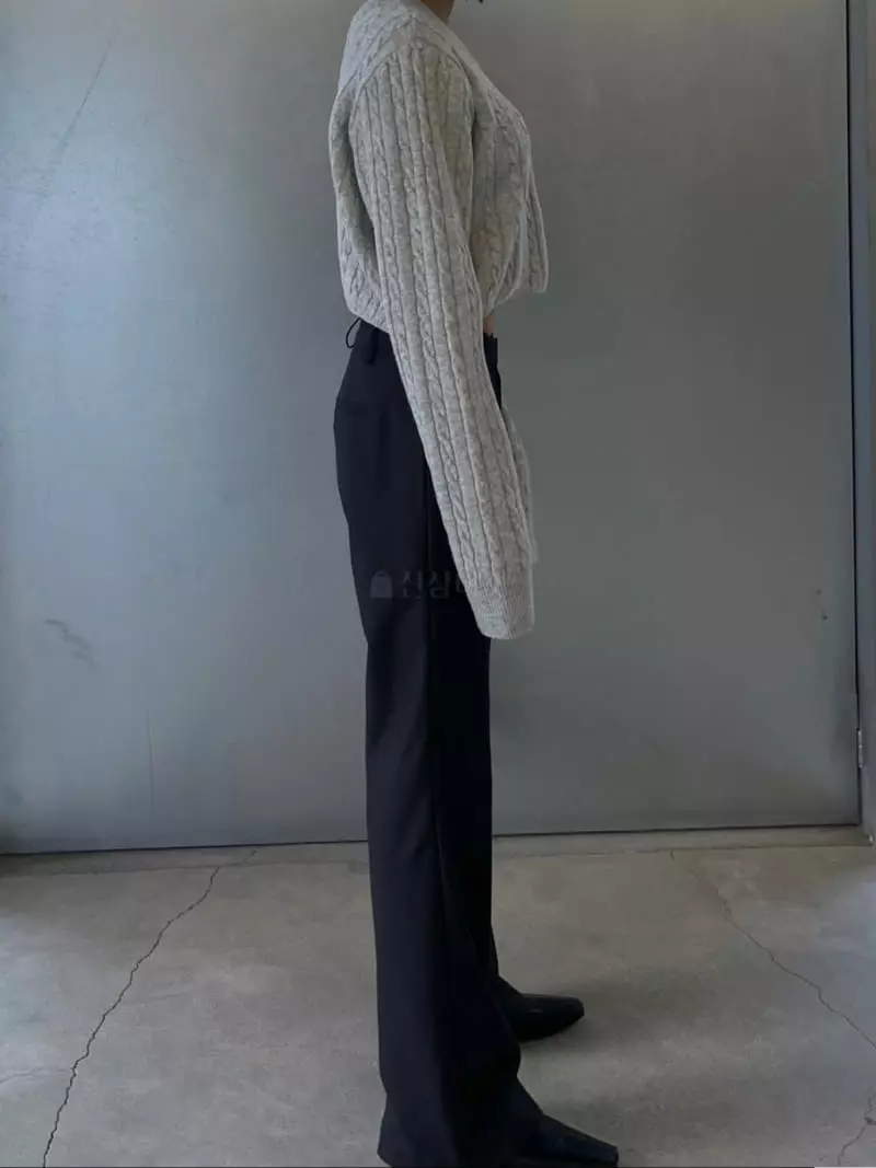 Acme - Korean Women Fashion - #momslook - Crop Cable Knit Tee - 2