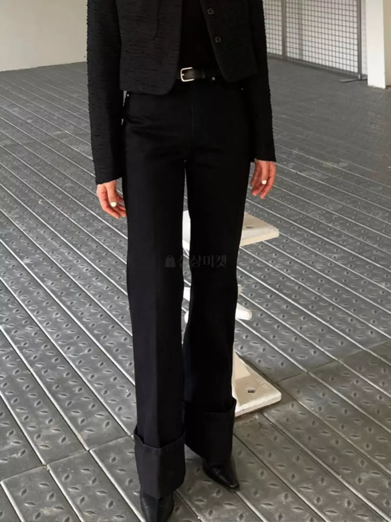 Acme - Korean Women Fashion - #womensfashion - Black Roll Up Pants