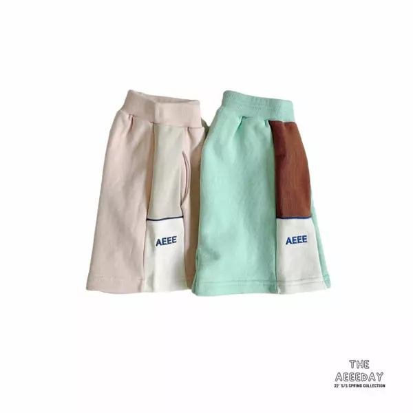 Aeeeday - Korean Children Fashion - #childofig - Line Shorts