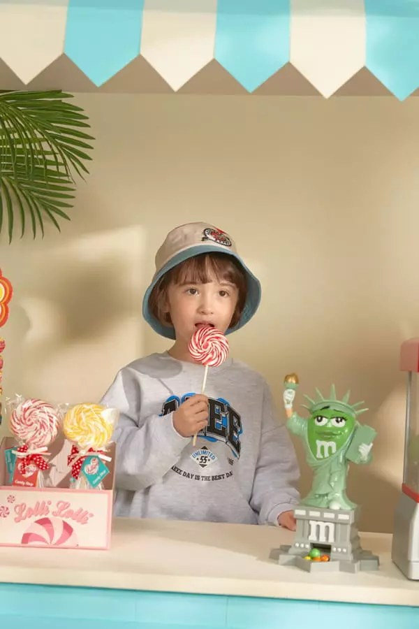 Aeeeday - Korean Children Fashion - #kidsshorts - Double Logo Sweatshirt - 9