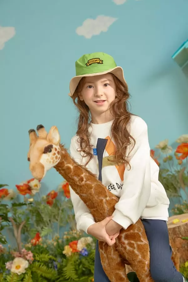 Aeeeday - Korean Children Fashion - #kidsshorts - A Sweatshirt - 5