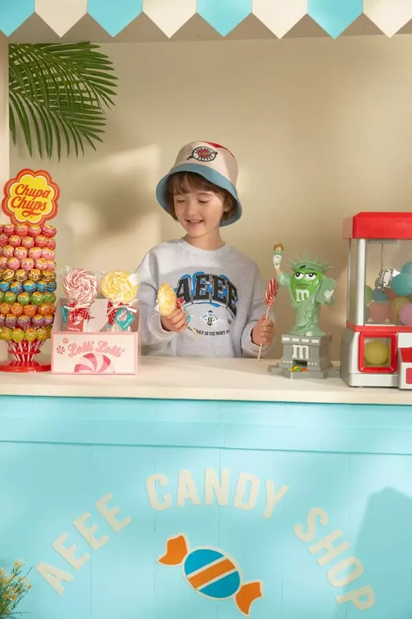 Aeeeday - Korean Children Fashion - #kidsstore - Double Logo Sweatshirt - 10