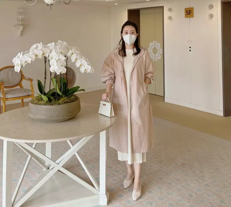 Afterglow - Korean Women Fashion - #momslook - Hoody Long Trench Coat
