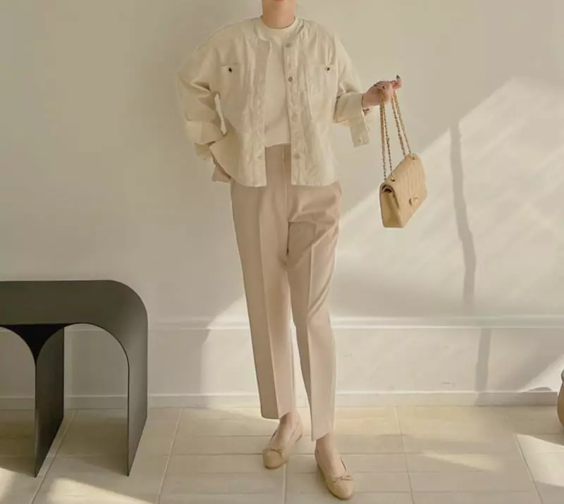 Afterglow - Korean Women Fashion - #momslook - Puff Round Tee - 3