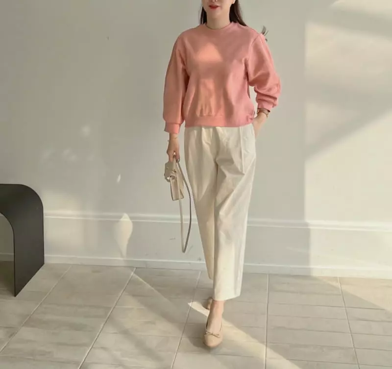 Afterglow - Korean Women Fashion - #momslook - Back Zipper Sweatshirt - 6