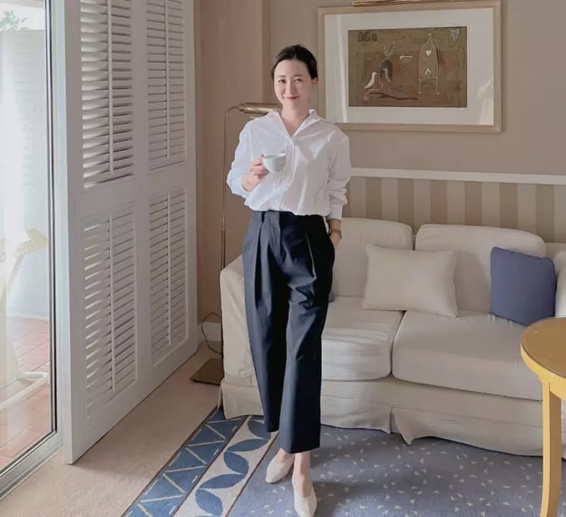 Afterglow - Korean Women Fashion - #romanticstyle - Stay Cotton Shirt - 3