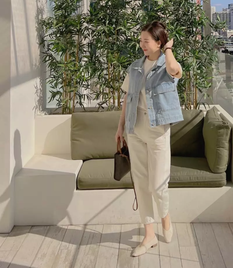 Afterglow - Korean Women Fashion - #shopsmall - 415 Denim Vest - 5