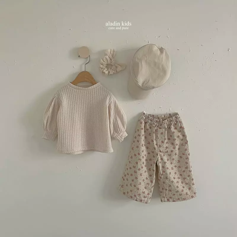 Aladin - Korean Children Fashion - #kidsshorts - Flower Wide Pants - 12