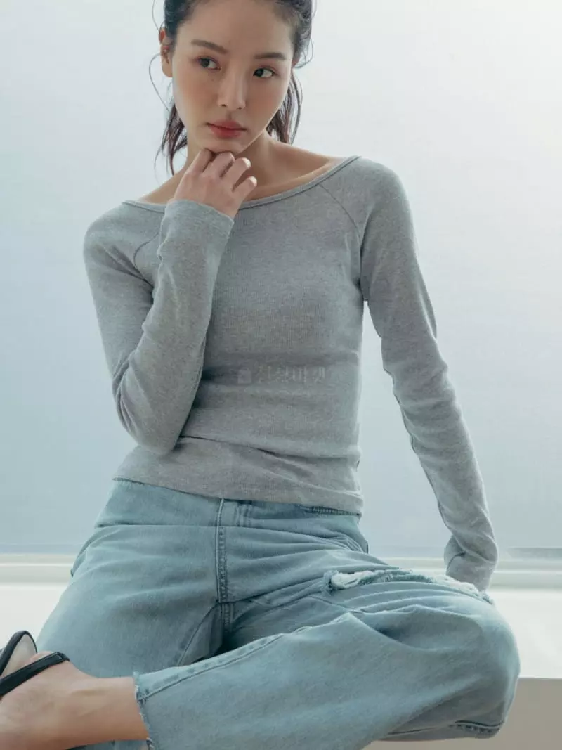 Almond Pepe - Korean Women Fashion - #momslook - Course Rib Tee