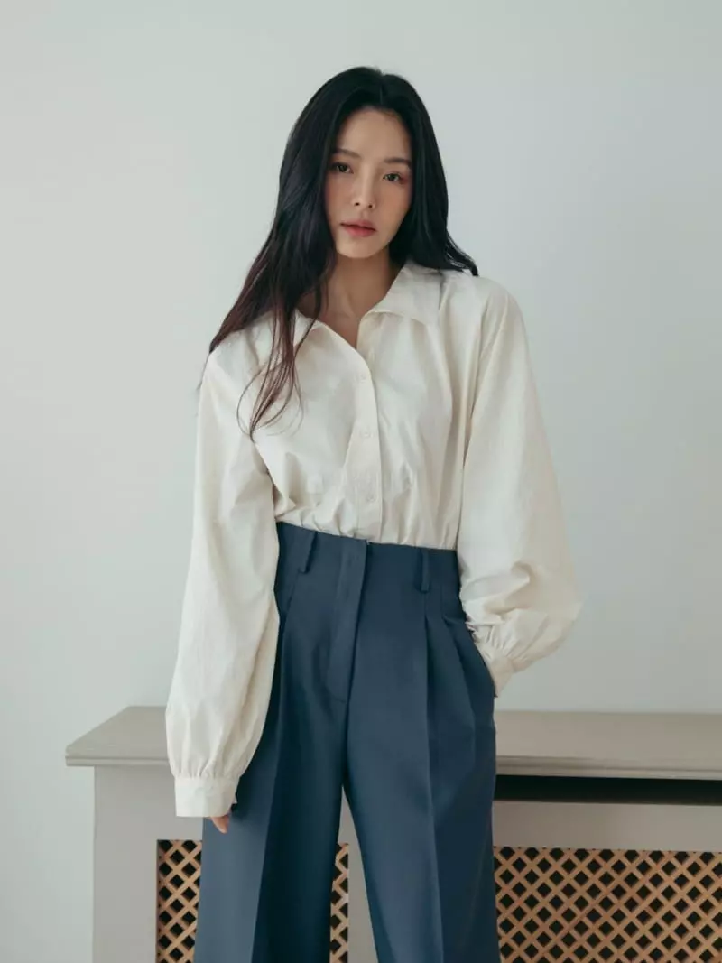 Almond Pepe - Korean Women Fashion - #momslook - Powder Stitch Blouse - 2