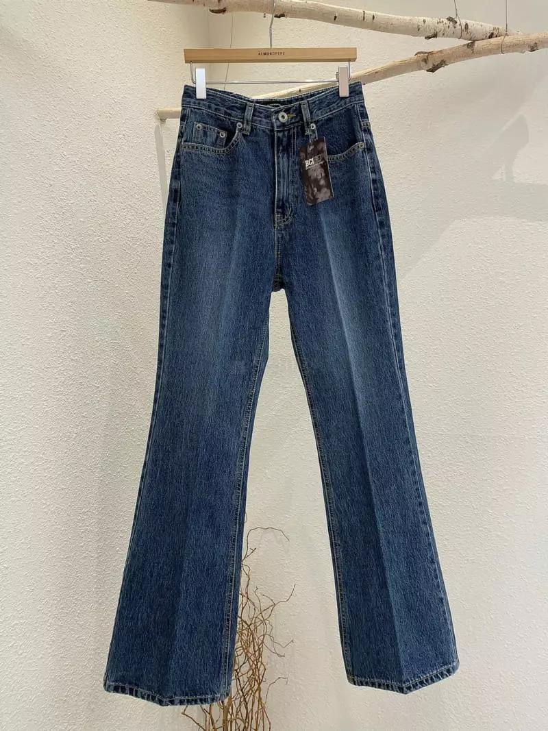Almond Pepe - Korean Women Fashion - #thatsdarling - Verrer Bootcut Pants - 4