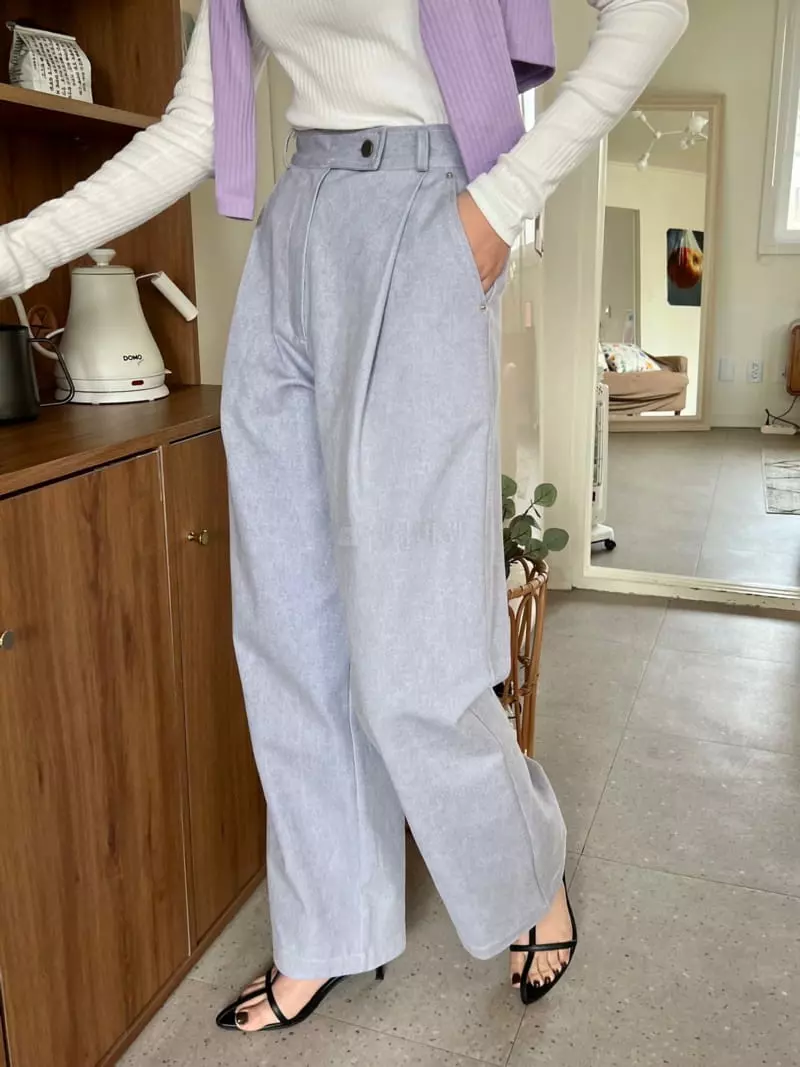 Almond Pepe - Korean Women Fashion - #womensfashion - Pig Wide Pants - 3