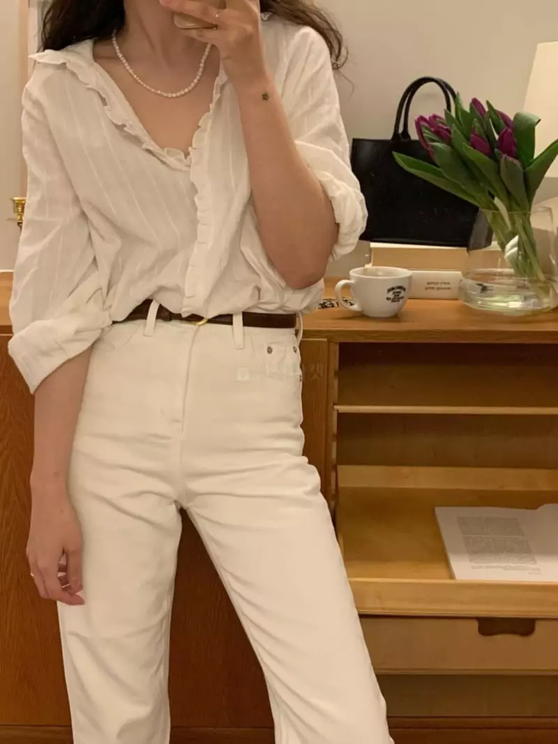 And Floyd - Korean Women Fashion - #momslook - Betty Lace Blouse - 2