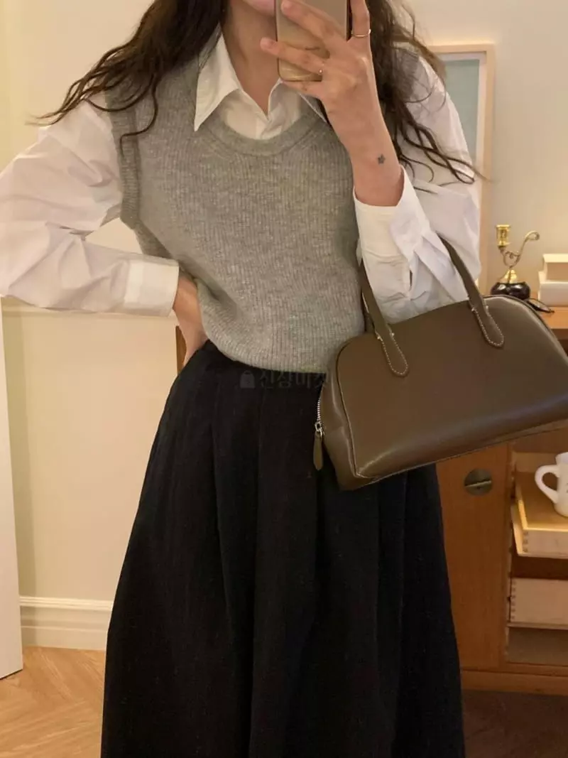 And Floyd - Korean Women Fashion - #womensfashion - Tender Cash Knit Vest - 4