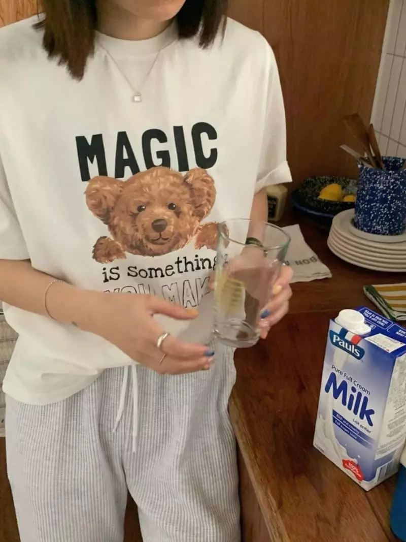 And Floyd - Korean Women Fashion - #momslook - Bear Tee