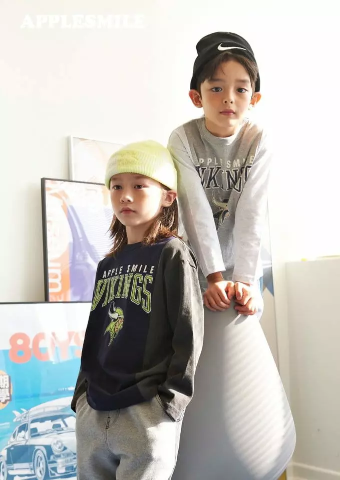 Apple Smile - Korean Children Fashion - #fashionkids - Slit Tee - 5