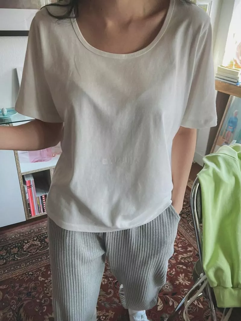 Arr - Korean Women Fashion - #shopsmall - U-neck Tee