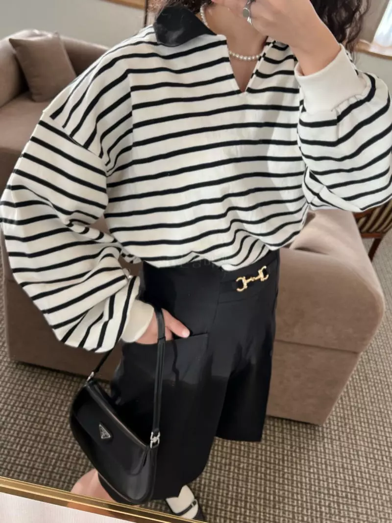 Arr - Korean Women Fashion - #womensfashion - Julji Collar Sweatshirt
