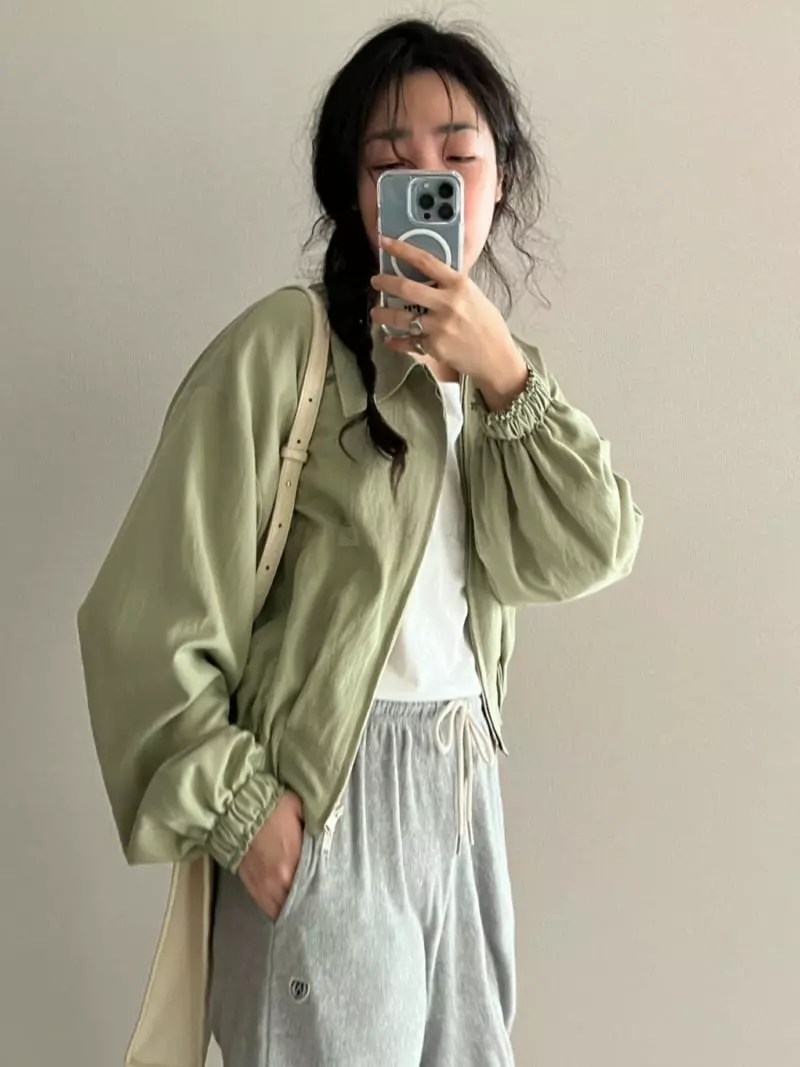Arr - Korean Women Fashion - #momslook - Cozy Blouson - 4