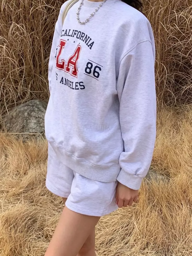Artisover - Korean Women Fashion - #momslook - LA Sweatshirt Top Bottom Set